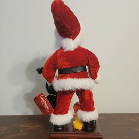 Santa Holding Toy Sack on Wood Base with Dog New Home Accents 2010 Belks New - Picture 6 of 10